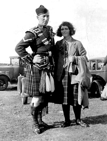 Photo of photos/Norman Campbell McLennan & Mary nee Munro portrait